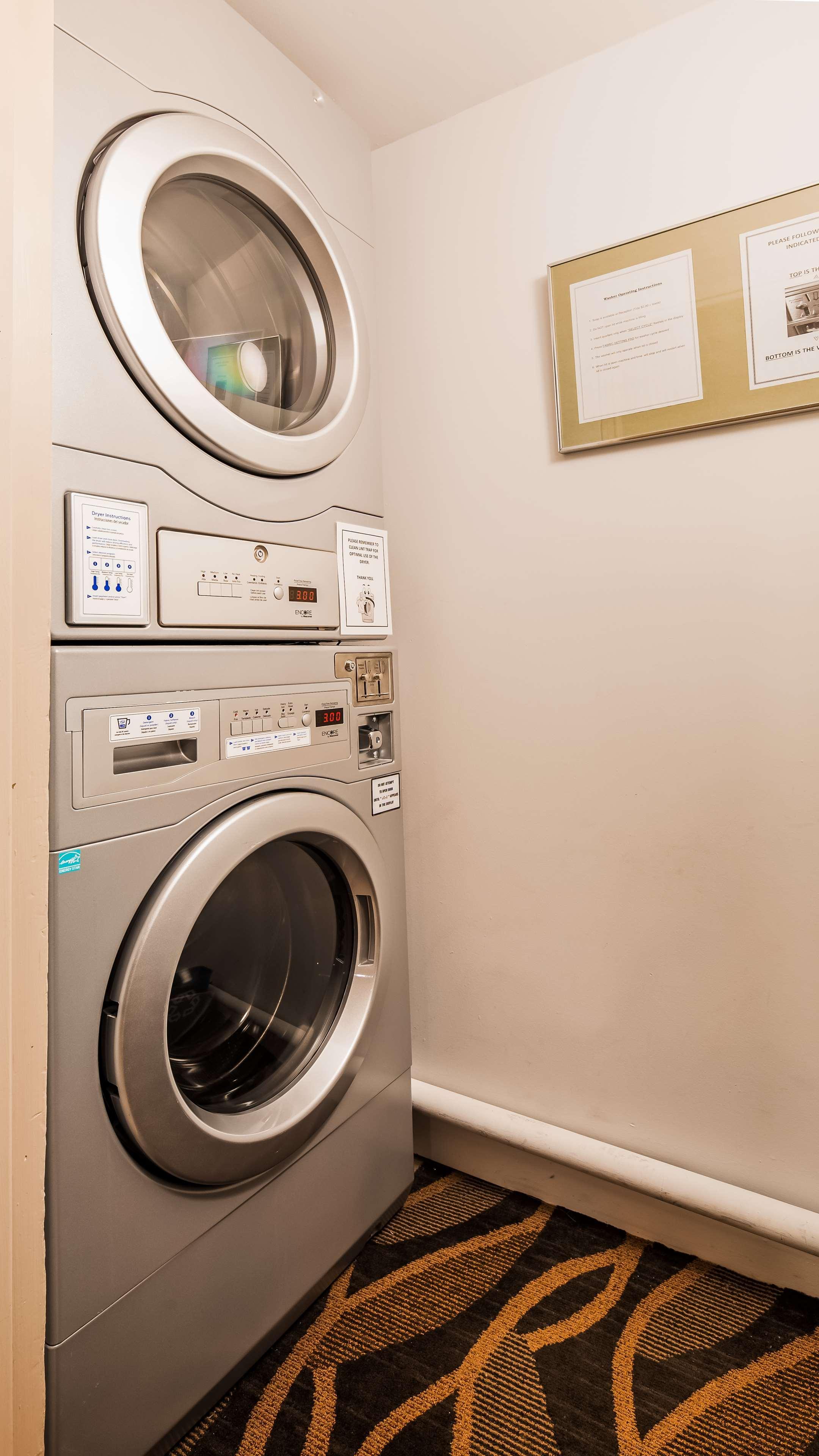 Best Western Plus Ottawa City Centre Екстериор снимка