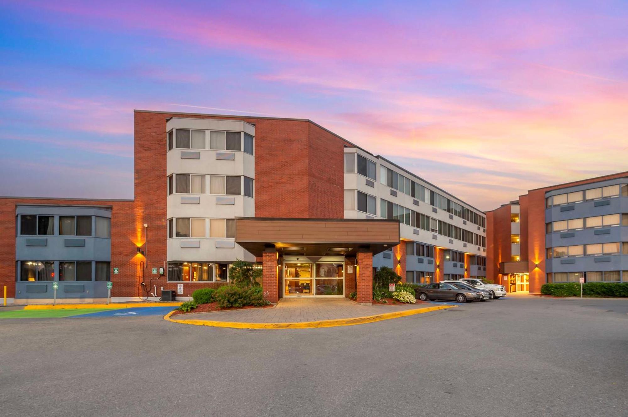 Best Western Plus Ottawa City Centre Екстериор снимка
