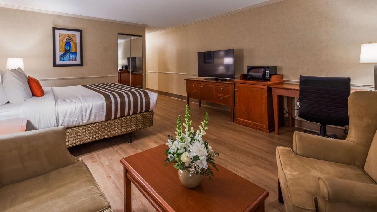 Best Western Plus Ottawa City Centre Екстериор снимка